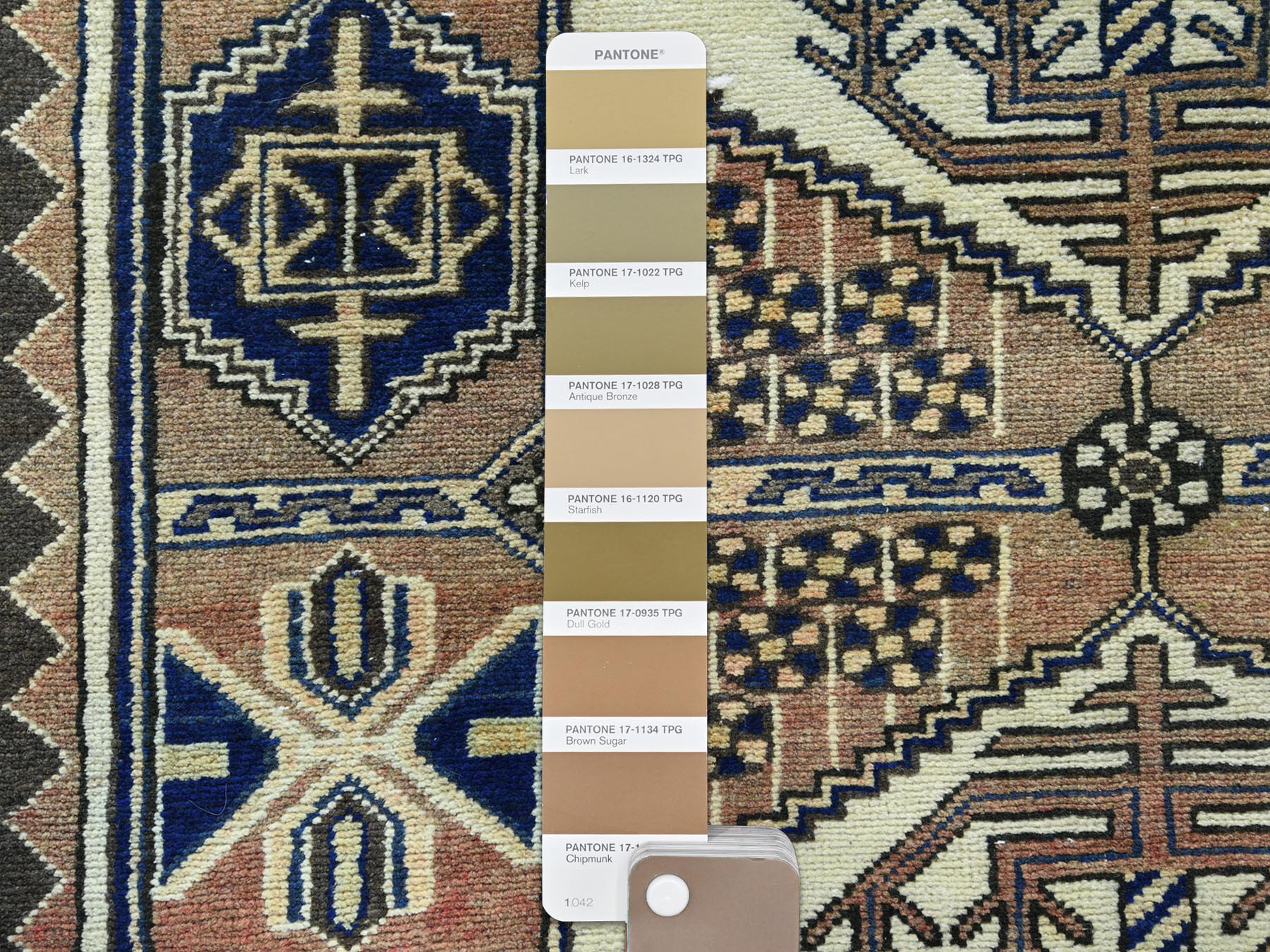 Overdyed & Vintage Rugs LUV734931